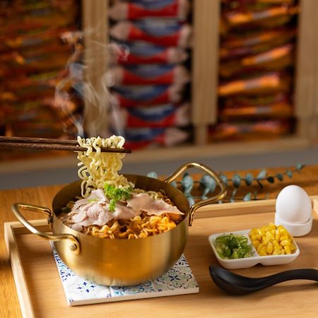 Bee House By Cosmos Creation - Taipei Main Station Hotel Ngoại thất bức ảnh